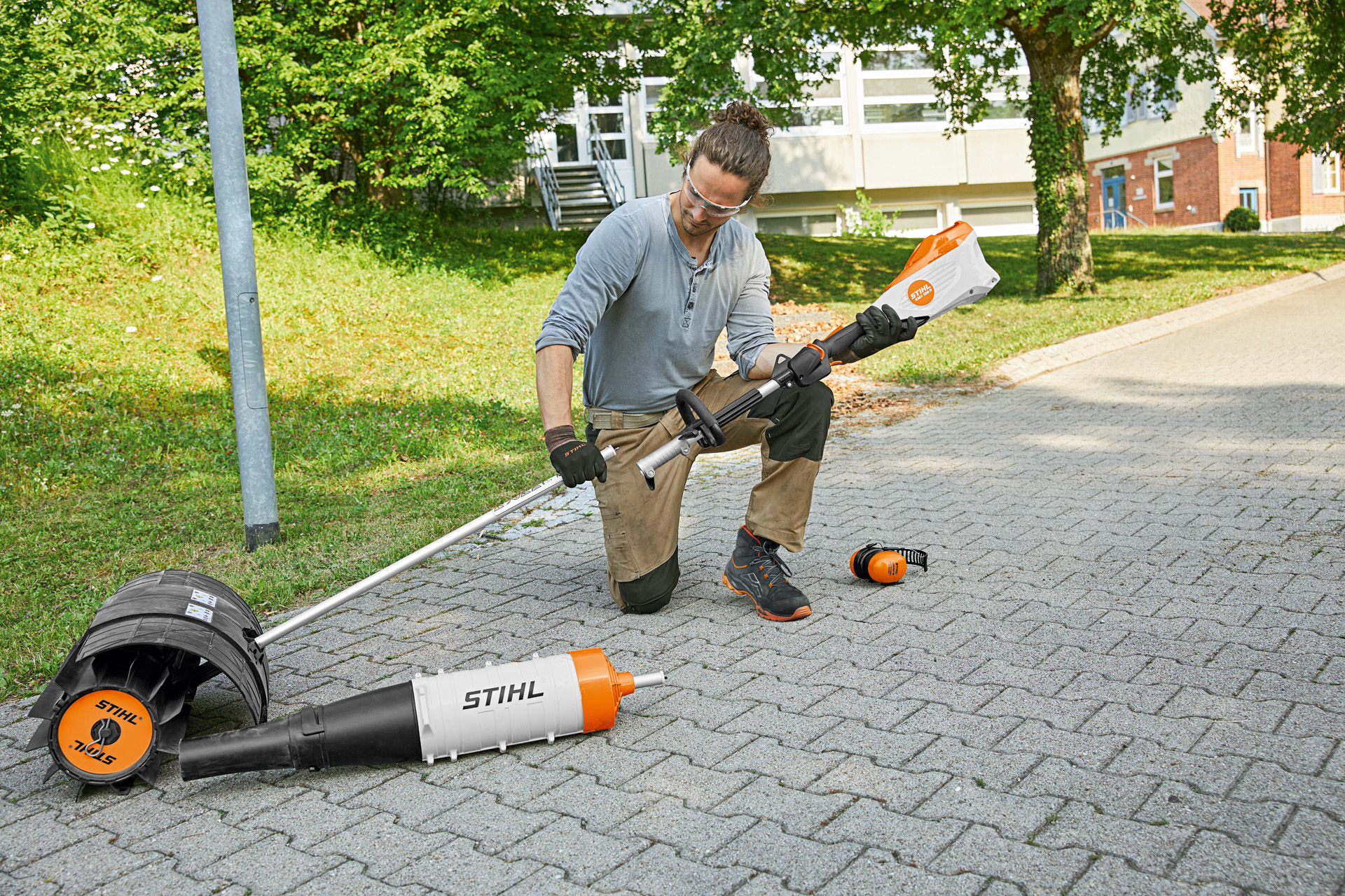 KombiMotor akumulatorowy STIHL KMA 135 R