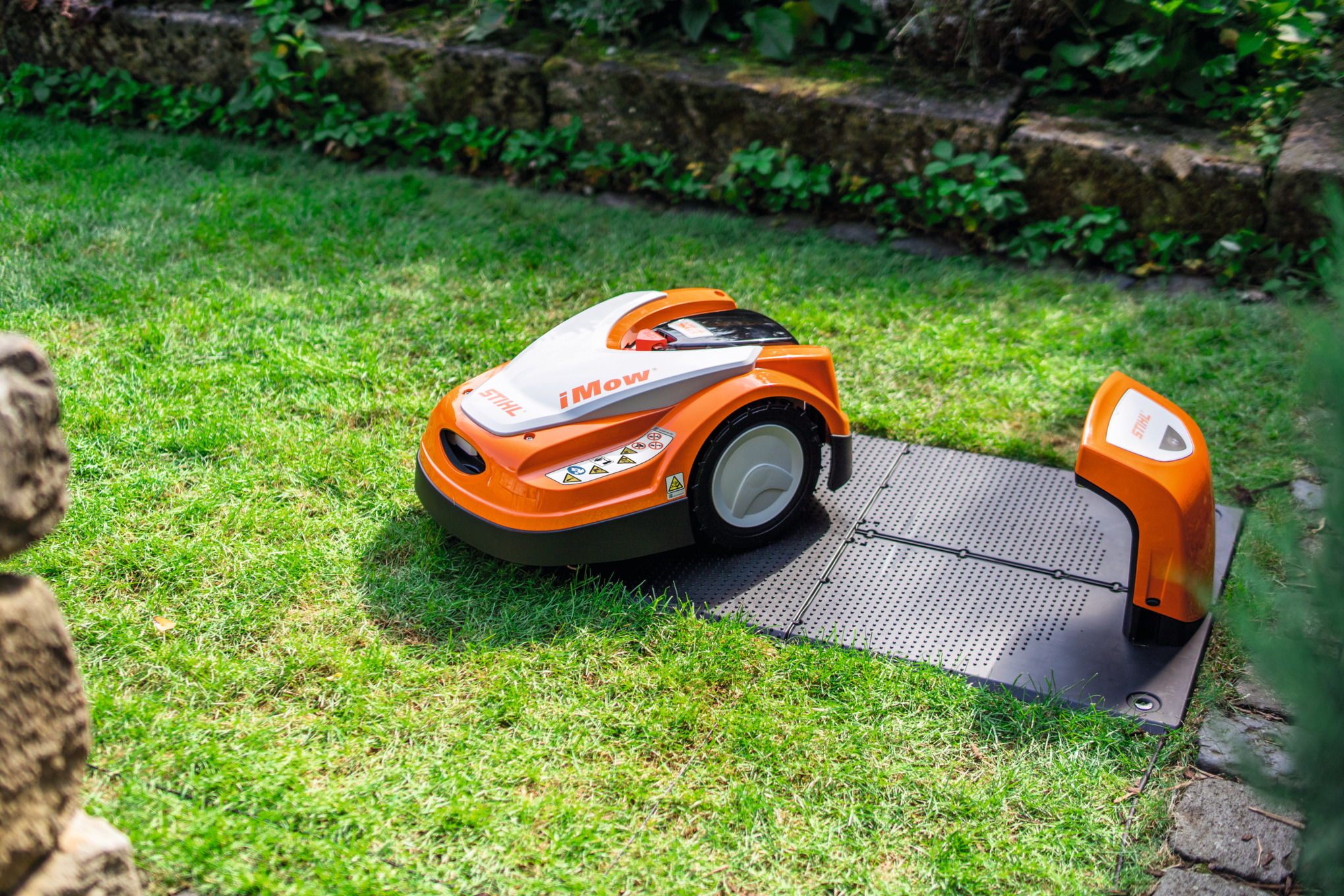 ADO 401, Stacja ładująca STIHL iMOW® RMI 4