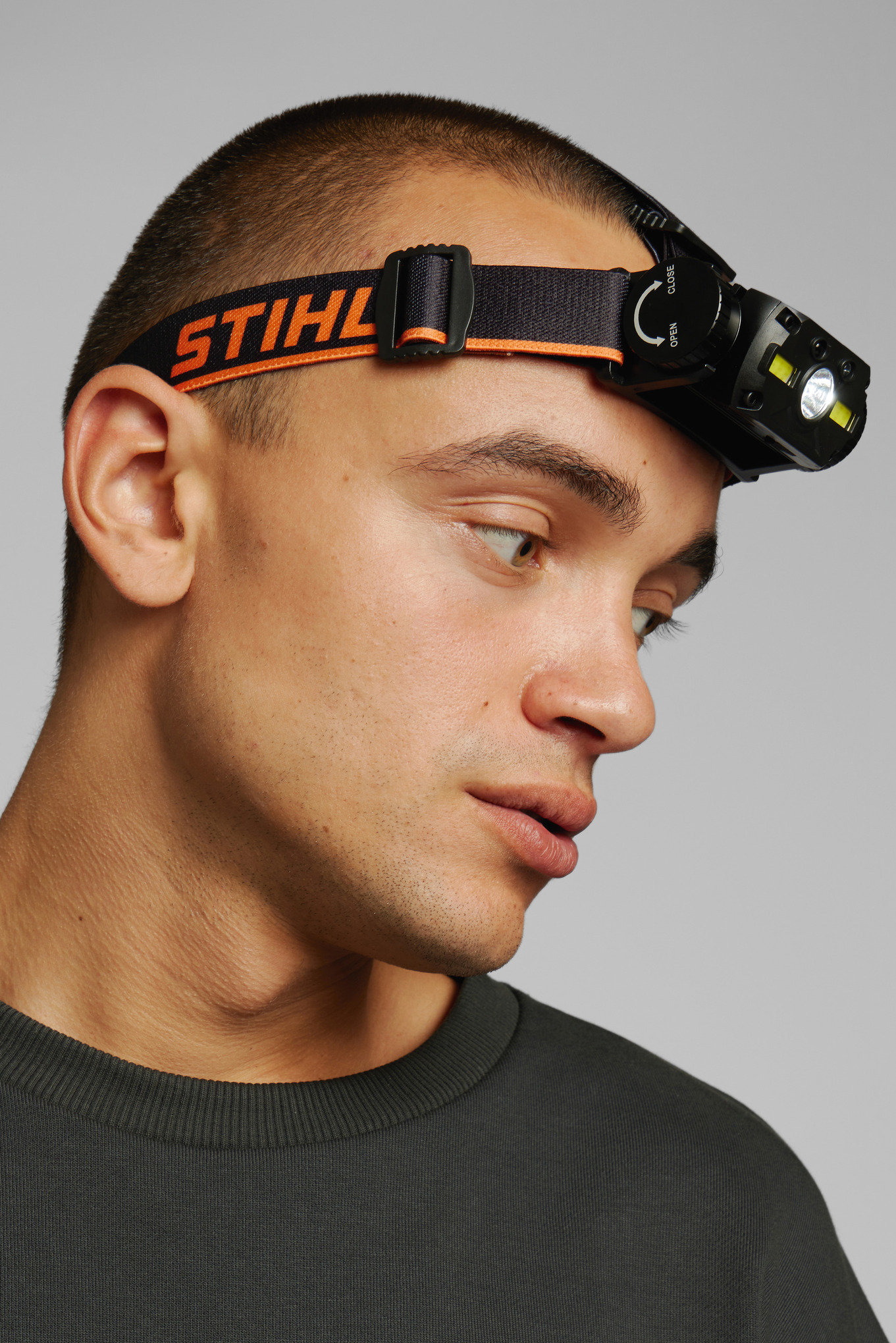Latarka czołowa STIHL