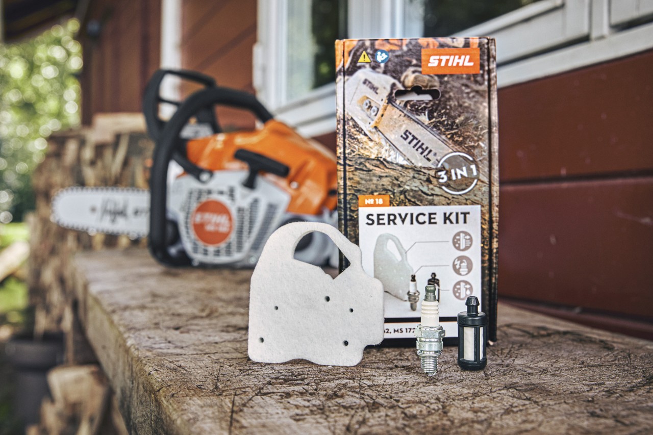  Zestaw serwisowy ze świecą zapłonową, filtrem paliwa i filtrem powietrza do pilarki spalinowej STIHL MS 162